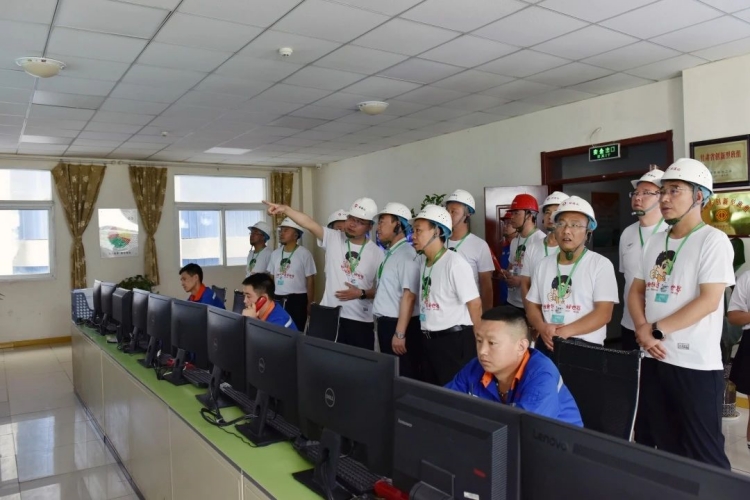 文縣 來客參觀_副本.jpg