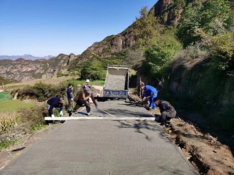 1698219959275786.jpg 80a6ae9ca86b9e7e354b9ea0063ed2a.jpg